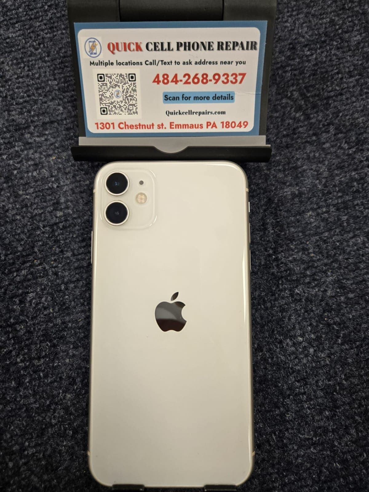 iPhone 11 128GB White Unlocked